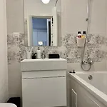 Modern Fully Equipped -central- Carol Park بوخارست