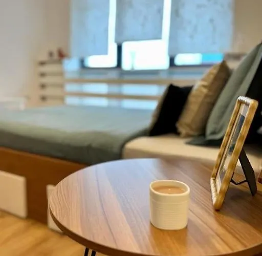 Modern Fully Equipped -central- Carol Park *